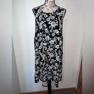 Forever 21 Black and White Floral Midi Dress 3X